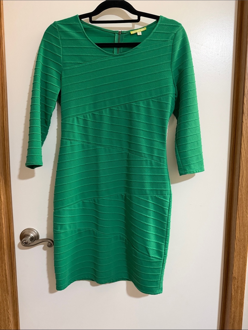Gianni Bini Emerald Green Textured Midi Sheath Dress
